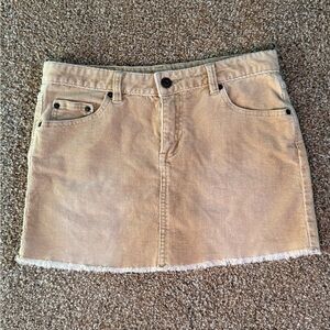 Refuge Women’s 2000s Y2K Low-Rise Beige Corduroy Mini Skirt Size 2 XS